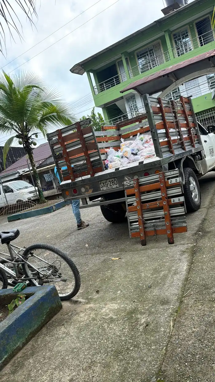 Jornada de entrega de mercados del Banco de Alimentos del Chocó a familias afectadas por el sismo