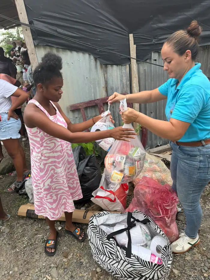 Jornada de entrega de mercados del Banco de Alimentos del Chocó a familias afectadas por el sismo