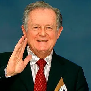 Luis Carlos Sarmiento, Grupo Aval